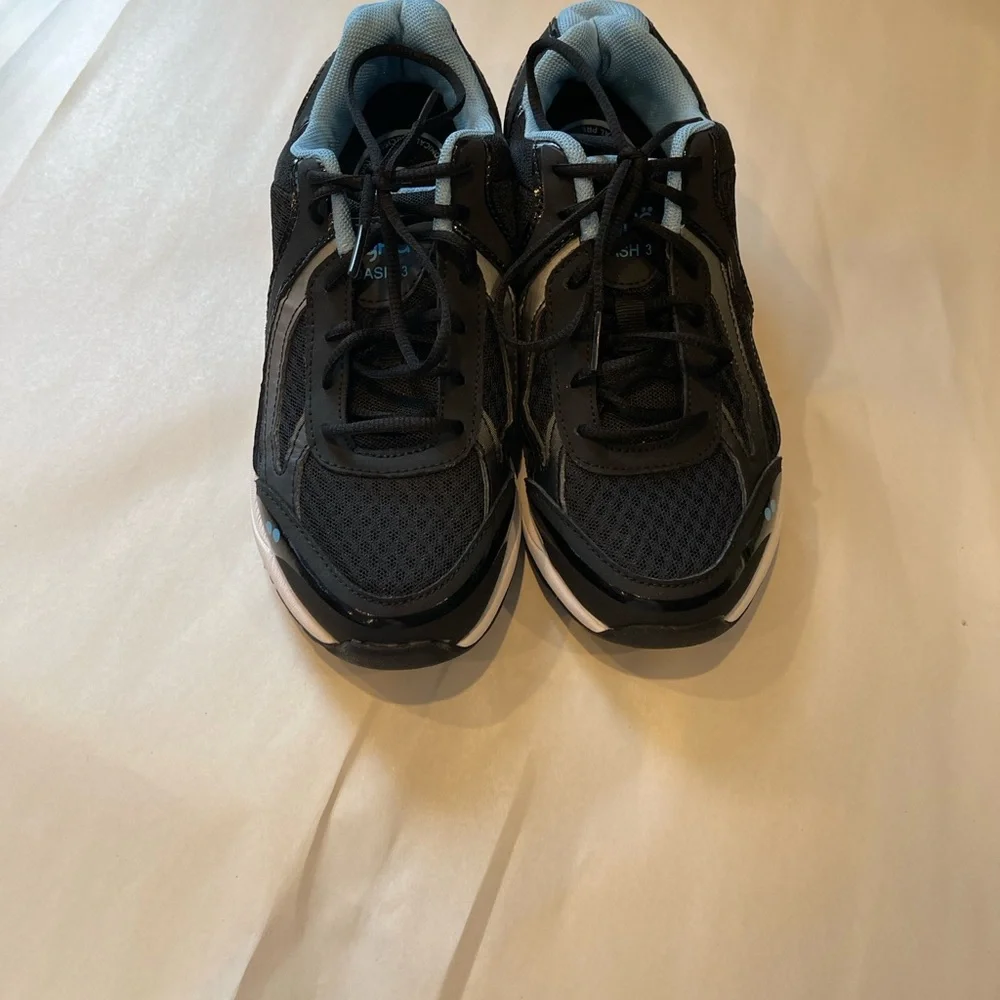 Ryka Dash 3 Walking Shoes Black/Meteorite/Blue Size 7.5W Low Shaft Laced